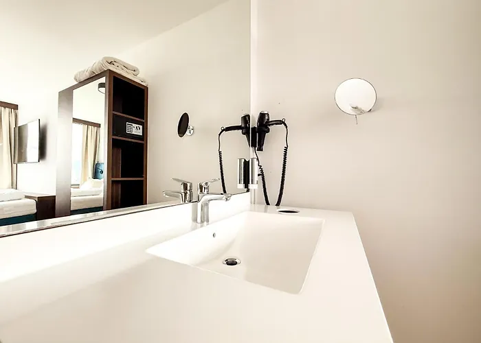 Design Sleepinn24 Bed & Breakfast 3*